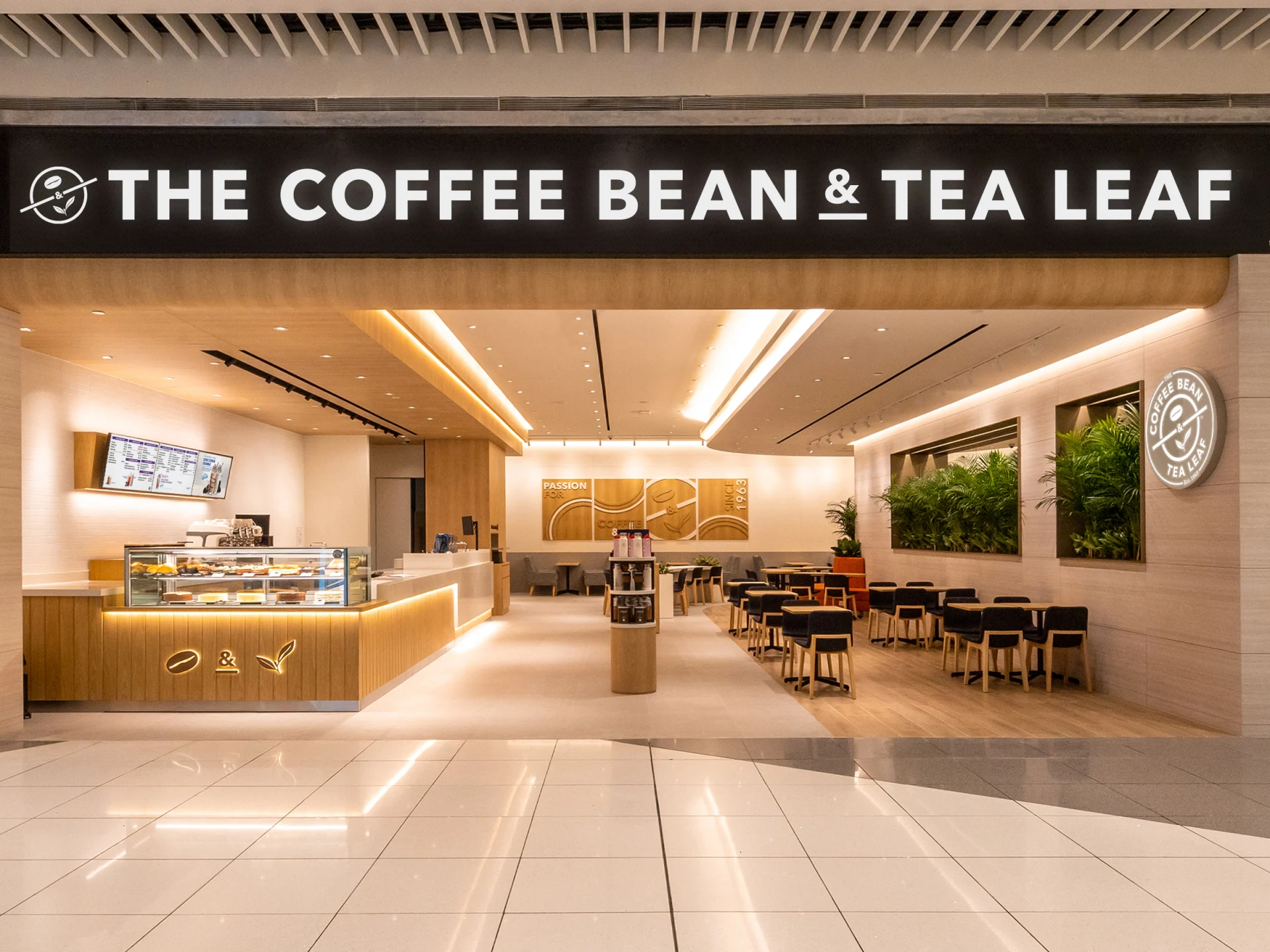 the-coffee-bean-and-tea-leaf-04